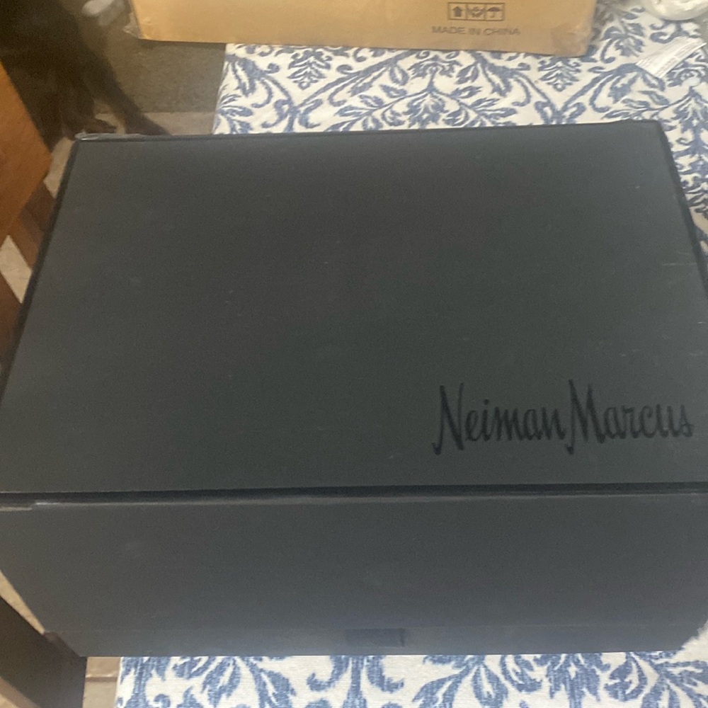 Neiman Marcus Stuart Weitzman black suede 4” heal